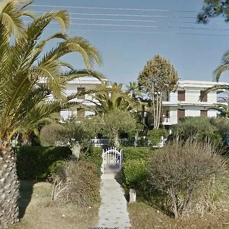 Marina's Daire Nea Moudania