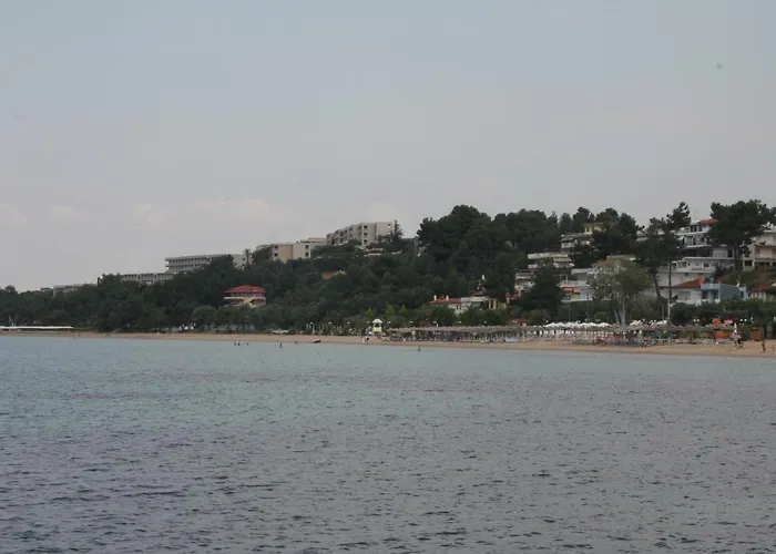 Marina's Daire Nea Moudania