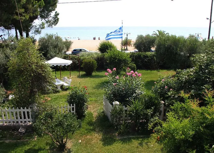 Marina's * Nea Moudania