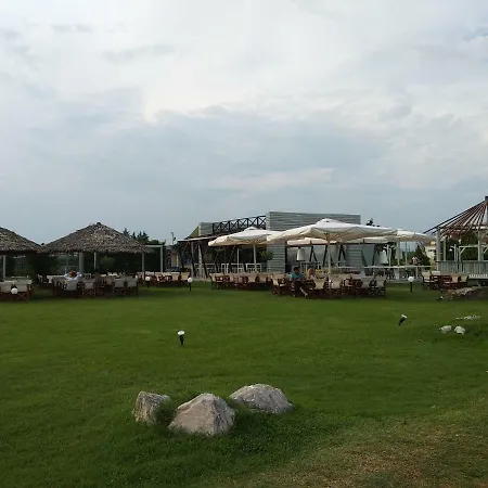 Marina's * Nea Moudania